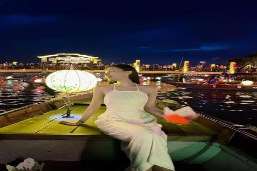 Hoi An : Lantern Boat Ride & Release Lanterns - Entering The Night Scene From An Hoi Bridge