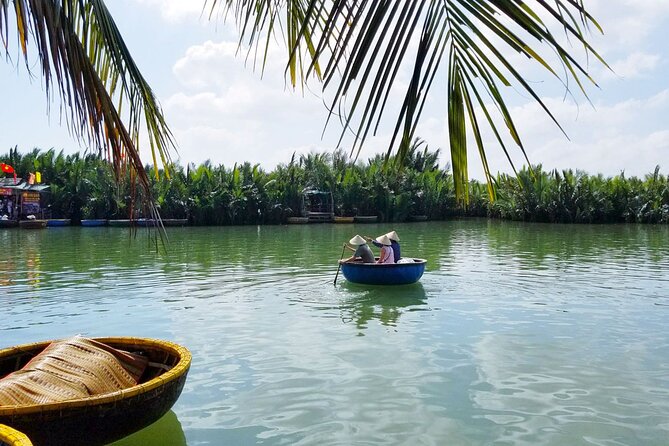 Hoi An: Lantern Making and Basket Boat Tour - Making a Hoi An lantern you can actually be proud of