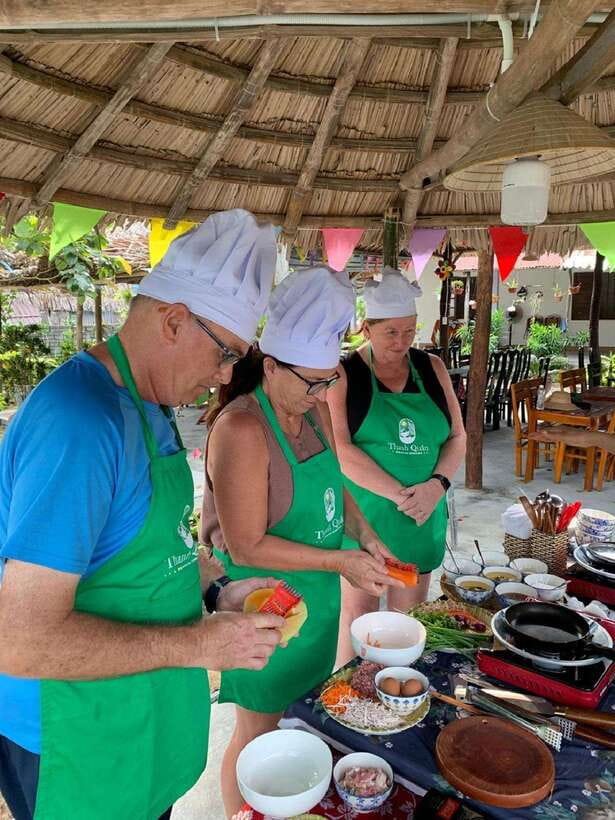 Hoi An :Lantern Making - Cooking Class -Coconut Basket Boat - Cooking Class with an English-Speaking Chef: Four Dishes in Two Hours