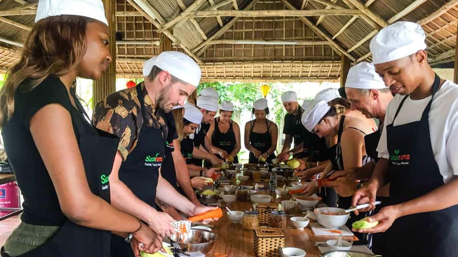 Hoi An : Lantern Making & Cooking Class With Local Family - Lantern making in Hoi An: a souvenir you actually made