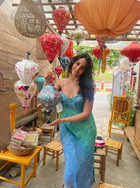 Hoi An: Lantern-Making Workshop in Hoi An Old Town - What you make: a 20cm foldable silk lantern