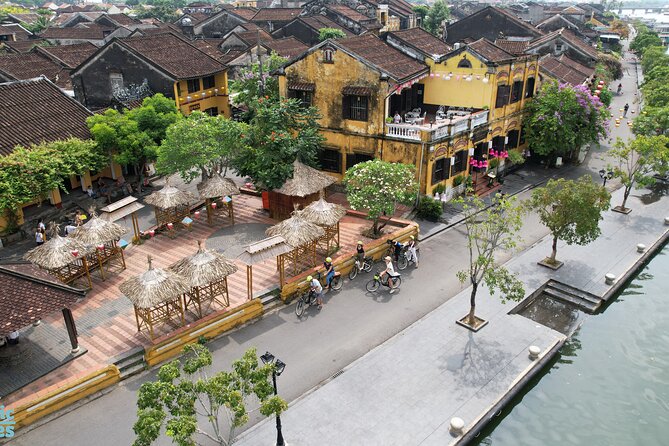 Hoi An Makers Tour by E-Bike - Getting started in Hoi An, with safety and calm pacing