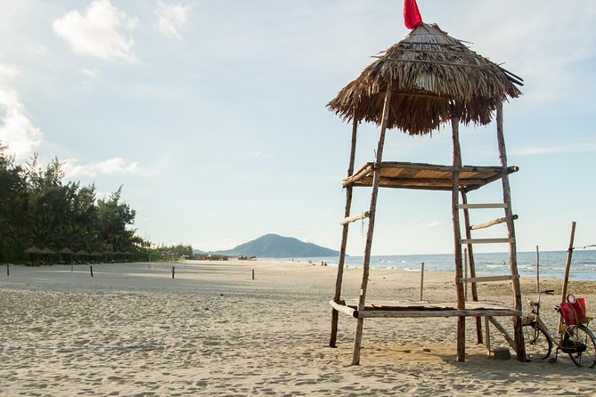 Hoi An: Marble Mountains And Lang Co Beach Full-day Journey - Da Nang Museum stop: history between the scenery