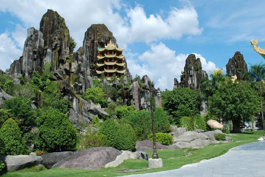 Hoi An : Marble Mountains and My Son Sanctuary Full Day Trip - Monkey Mountain and the Linh Ung Lady Buddha Sea Views