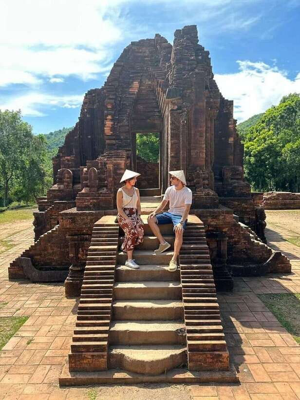 Hoi An: Marble Mountains, Monkey Mountain & My Son Day Tour - Lunch in Da Nang: My Quang with a local touch