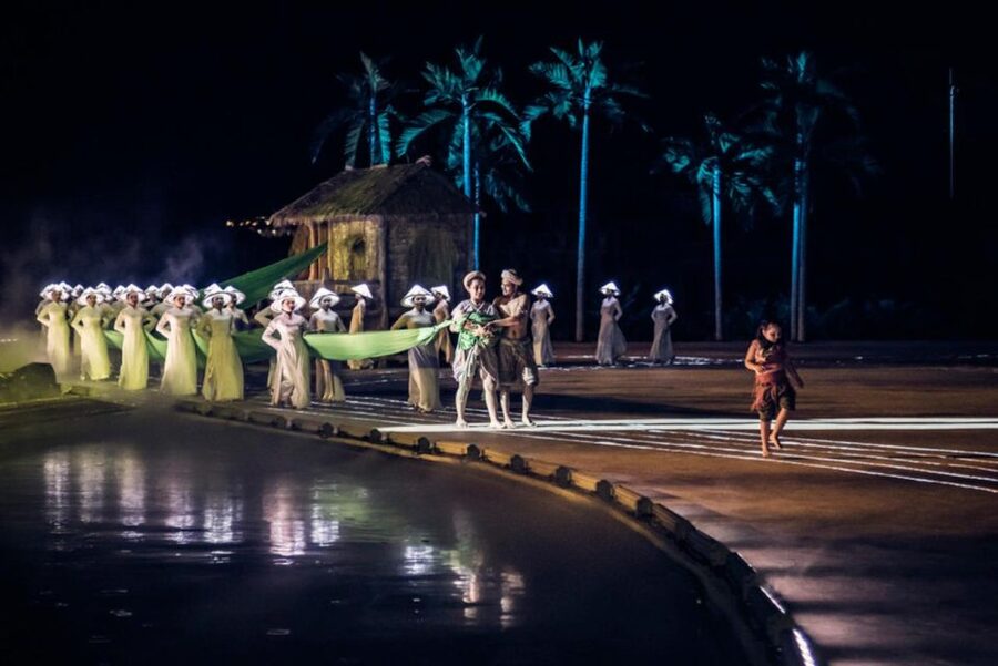 Hoi An Memories Show and Hoi An Impression Theme Park Ticket - The park before the show: Thanh Chiem Palace, artisan villages, and themed streets