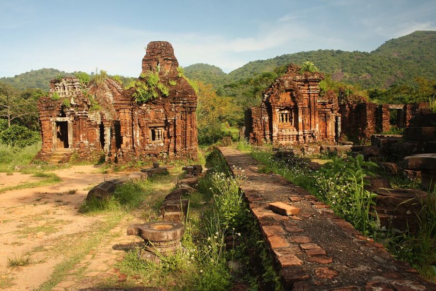 Hoi An: My Son Sanctuary and Thu Bon River Boat Trip - Guided ruins tour, what you actually do for about 2.5 hours