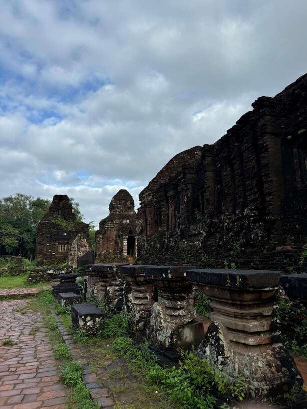 Hoi An: My Son Sanctuary Private Tour with Local Guide - What to Bring for Comfort: Shoes, Hat, Sunscreen, Water