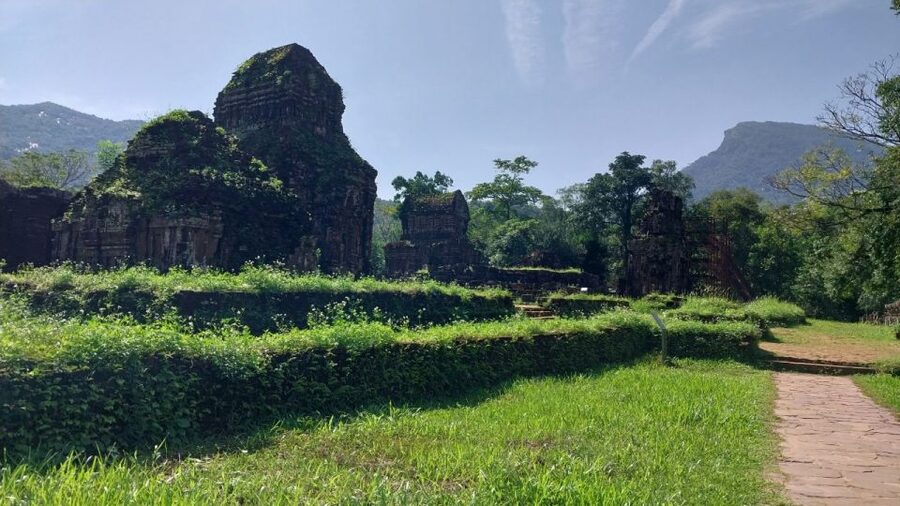 Hoi An: My Son Sanctuary Sunrise & Boat Trip w. Breakfast - FAQ