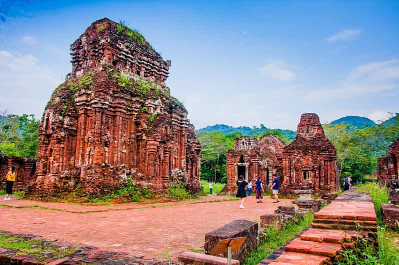 Hoi An : My Son Sanctuary Tour with Vietnamese Lunch - Cham Dance Performance, Costumes, and Instruments You Can Actually Watch