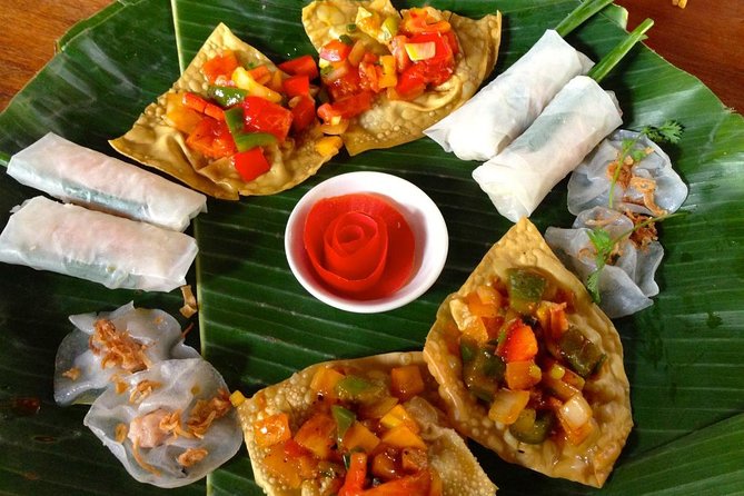Hoi An Night Market - Ancient Town street food tours by Night - Why 6:00 pm in Hoi An Changes the Whole Meal