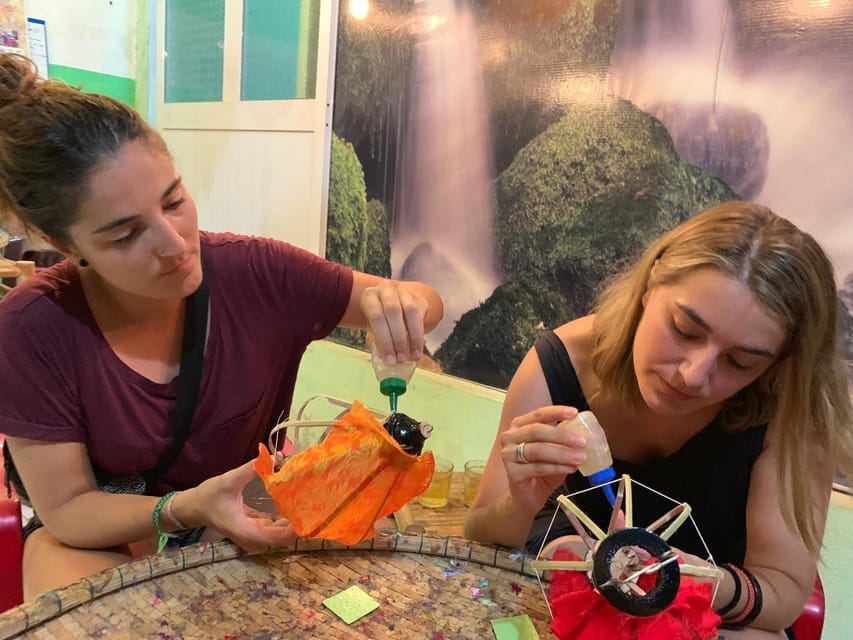 Hoi An: Old Town Lantern-Making Workshop - How the 1-hour class usually flows step by step