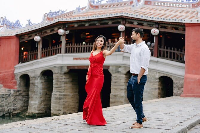 Hoi An Pre Wedding Standard Package - What you get in the end: 15 edited photos plus all originals in 7 days