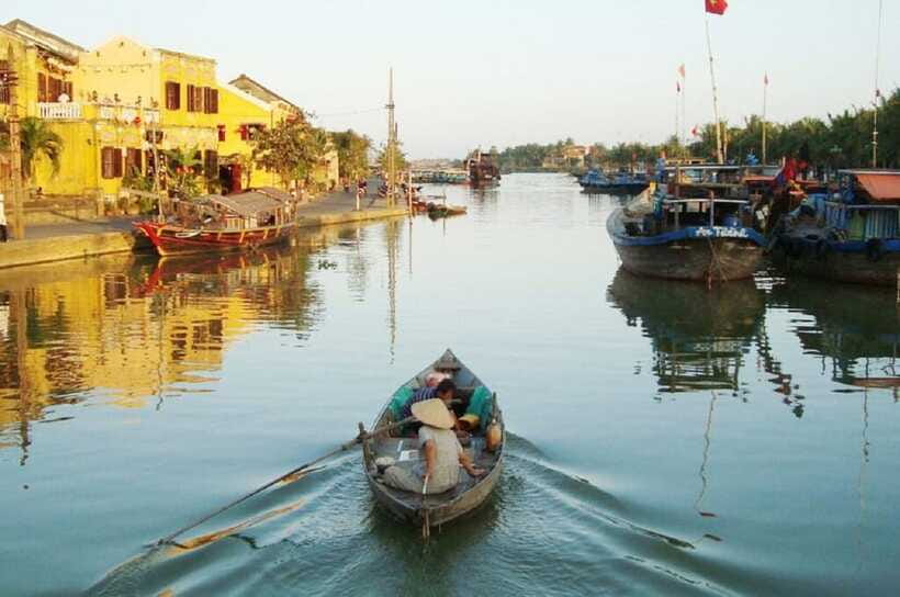 Hoi An: Private Lantern Cruise on the Thu Bon River - Who should book this lantern cruise