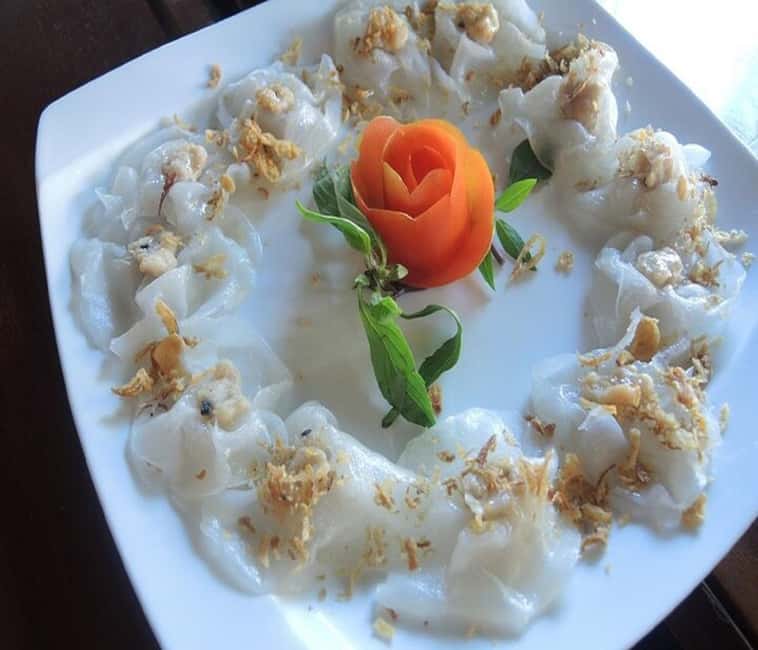 Hoi An Rickshaw Riding/Carpentry Class by Cruise & Foodie - Food tasting in hidden alleys: what you’ll actually eat