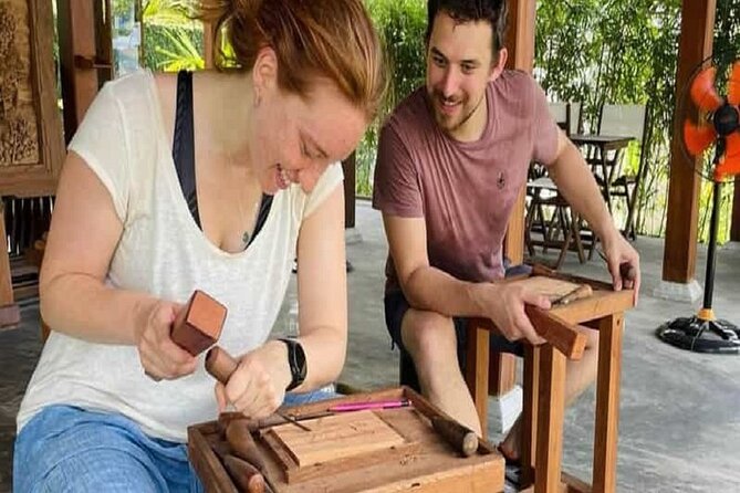 Hoi An Rickshaw Riding/Carpentry or Ceramic Class by Foodie Tour - Pick Your Craft: Ceramics at Thanh Ha, Carpentry at Kim Bong