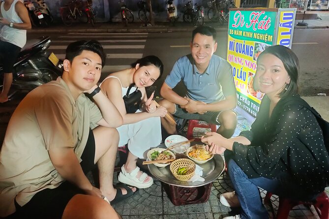 Hoi An street food tour - Rice pancakes, Cao Lầu, Bánh mì, and grilled pork, stop by stop