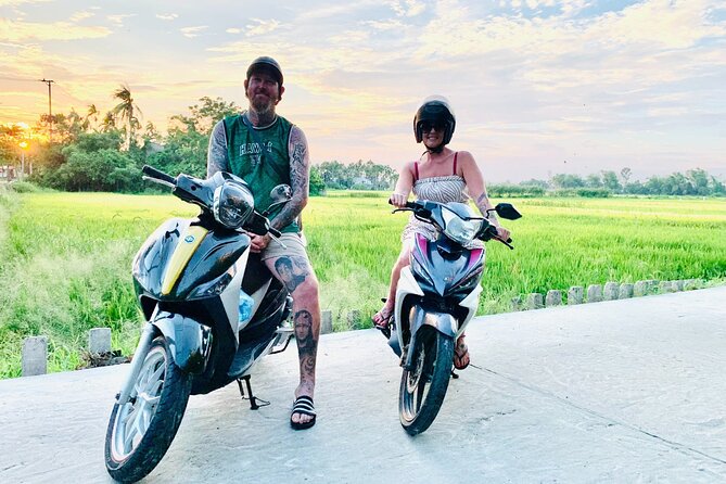 Hoi An Street Food Tour - Eat like a local - PRIVATE TOUR - Stop One: Scenic Back Lanes and Early Bites in Local Eateries