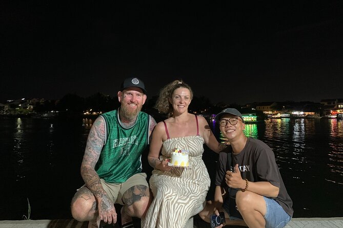 Hoi An Street Food Tour - Eat like a local - PRIVATE TOUR - Free Hotel Pickup Within 8 km, Then Off Into the Night