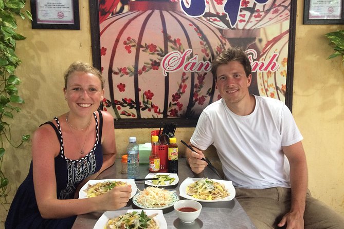 Hoi An street food Tour - Private Tour - The Bai Choi finale: Vietnamese Bingo paired with street-food energy