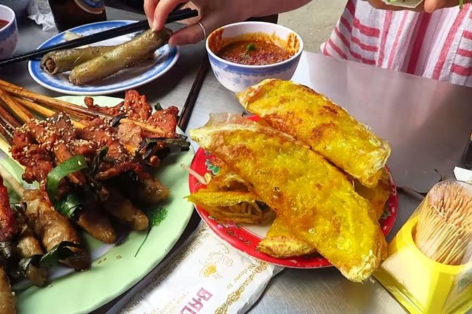Hoi An street food Tour - Private Tour - Japanese Covered Bridge: a scenic first stop before you go full street-food mode