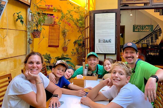 Hoi An street food tour with Billy - How the small-group limit changes your experience
