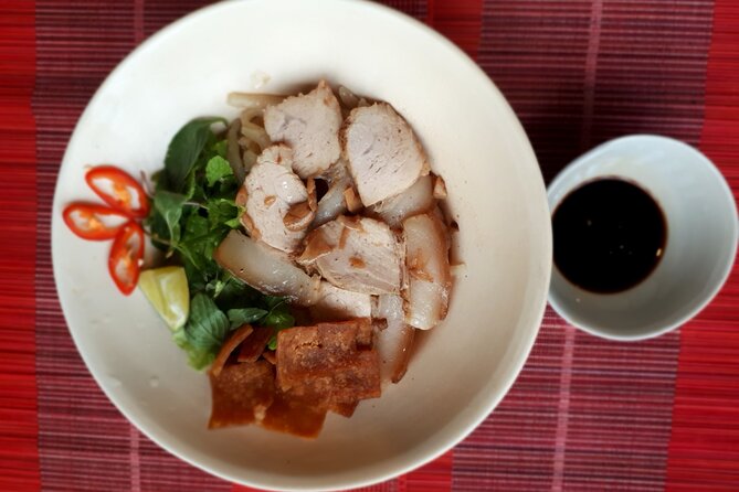 Hoi An sunrise, fish market tour and taking photos( Private tour) - Thu Bon River Boat Time: Sunrise Views With Fishing Reality