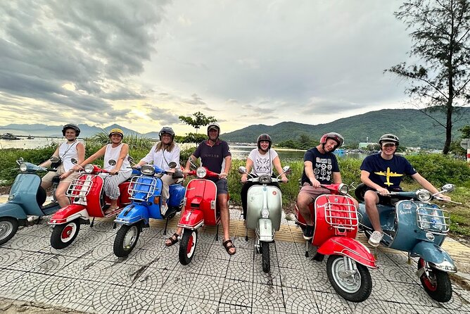 HOI AN Sunset Food Tour - Night Market - Lantern Streets - Why this sunset timing works in Hoi An