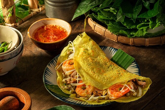 HOI AN Sunset Food Tour - Night Market - Lantern Streets - Thu Bon riverbank to Hoi An market lanes, built for getting around