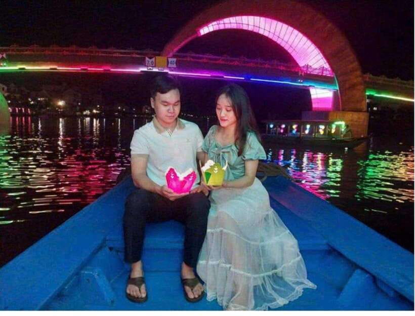 Hoi An: Thu Bon River Flower Lantern Experience - From Old Town to the Water: Why This Lantern Moment Works