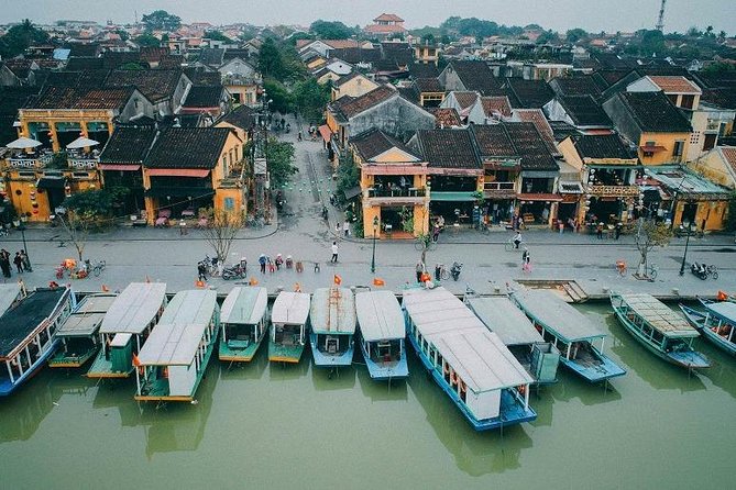Hoi An 'Town & Country' Private Tour - Sunset and lantern area: riverside atmosphere in the evening
