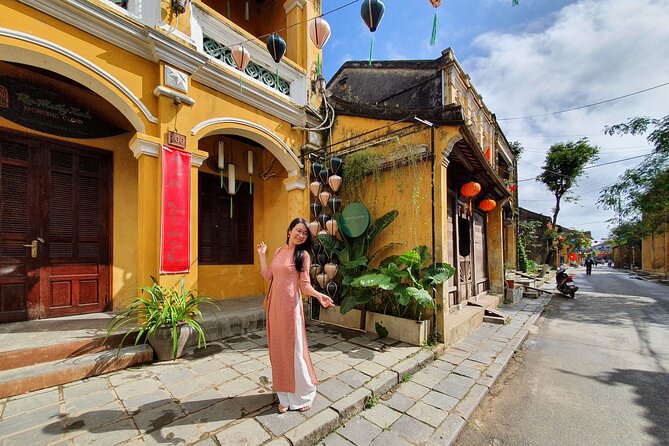 Hoi An town private walking tour with boat trip - Getting Your Bearings on Hoi An’s Ancient Town Walk