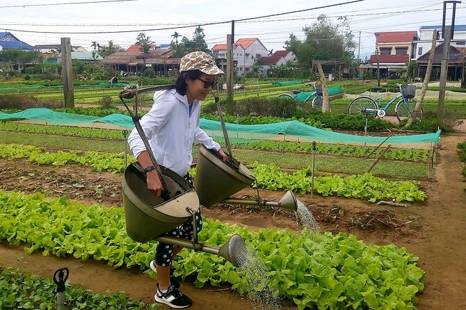 HOI AN Vegetable Village, Basket Boat, Palm Forest PRIVATE TOUR - Tra Que Vegetable Village, Hands-On Farming Time