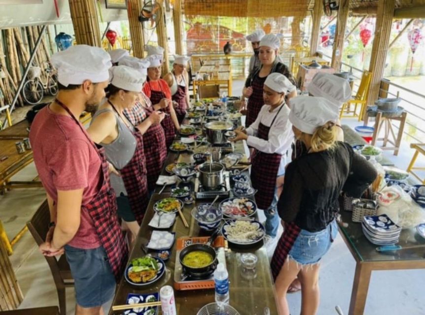 Hoi An : Vegetarian Cooking Class W Optional Coconut Village - Lunch or Dinner in a Family Setting: Eat, Chat, Learn