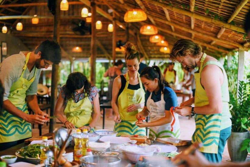 Hoi An : Vietnamese Cooking Class with Phở and Eco Tour - A half-day that connects Vietnamese food to the river life