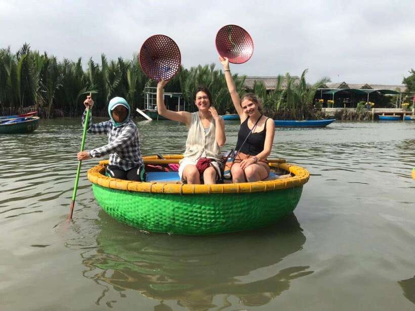 Hoi An : Vietnamese Cooking Class with Phở and Eco Tour - Hotel pickup and the local market ingredient lesson