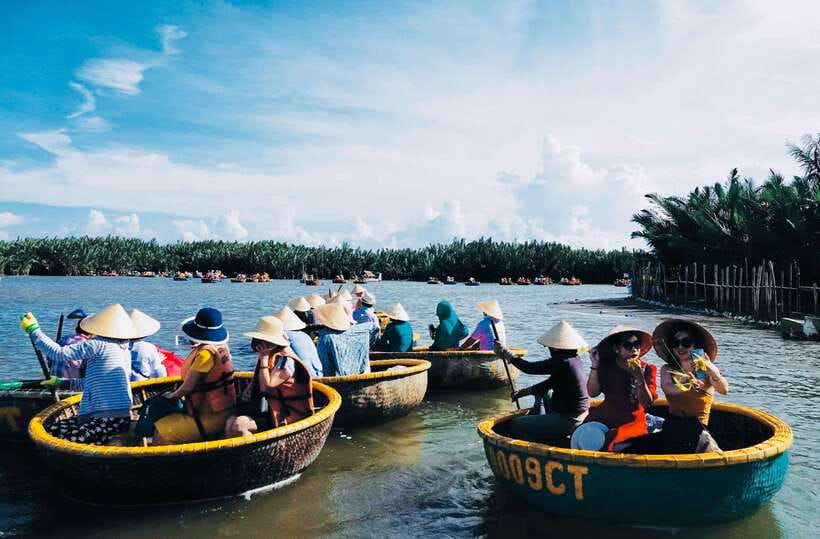 Hoian/ Danang: Coconut Basket Boat and Hoi An City tour - Da Nang pickup to Hoi An landmarks, and the walking reality