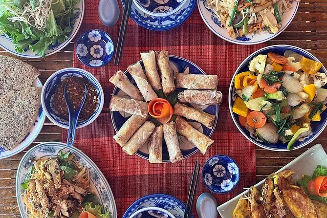HoiAn Walking Tours Night market, Colourful Lanterns, Boat Ride - Lantern Boat Ride: The Moment That Makes the Evening Feel Like a Real Event