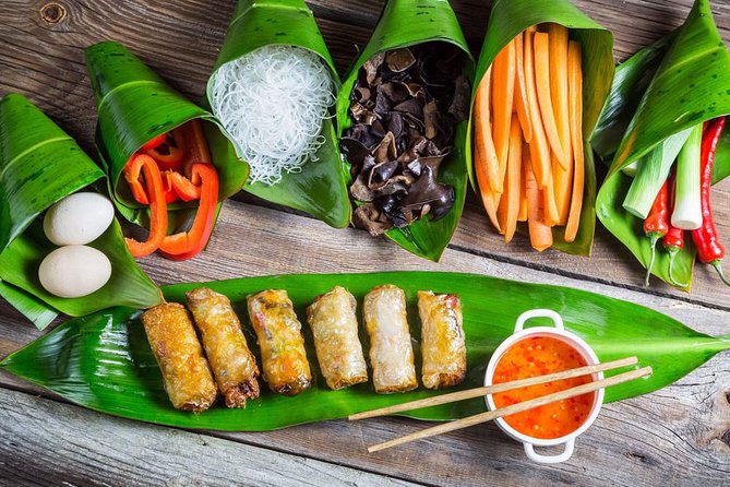 Home Cooking Class: Market, Garden and cooking 4 dishes - Learning by doing: how the class keeps you moving