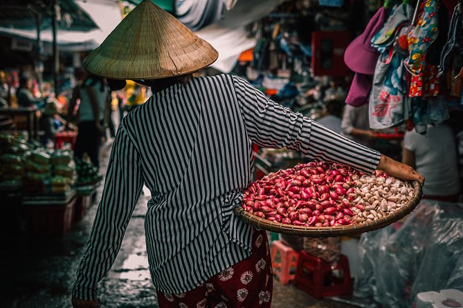 Hue city from Da Nang Private tour - Dong Ba Market: riverside snacks and local atmosphere