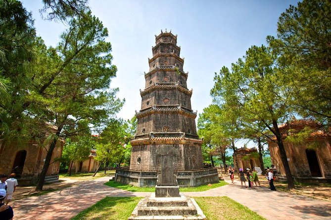 Hue city tour 1 day from Da Nang / Hoi An - Hai Van Pass and Lap An Lagoon: Quick Scenery Stops