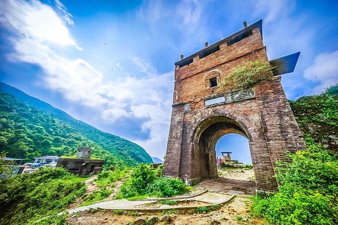 Hue - Danang - Hoi An: Private Car via Hai Van Pass and More - Drivers, language, and how to get more than just transport