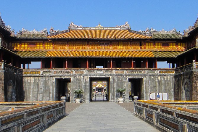 Hue full day tour: Hue Citadel, Thien Mu Pagoda and Tomb of Khai Dinh - Stop 1: Lap An Lagoon photo break that resets your brain