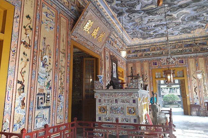 Hue Imperial City Private Tour with Royal Lunch - Tomb of Khai Dinh: closing the royal loop