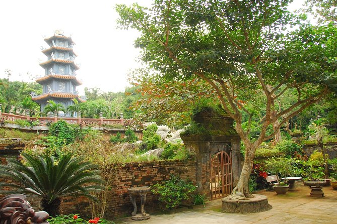 Hue To Hoi An By Private Car via Hai Van Pass, Golden Bridge, Marble Mountains - Ba Na Hills and Golden Bridge: how to make 3 hours work