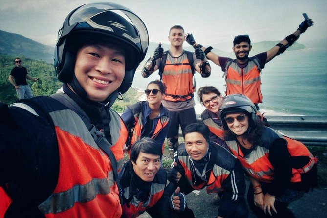 Hue to Hoi An ( Hoi An to Hue) Top Gear with Lefamily Riders Tours ( 1 way) - Stop 2: Lang Co and lunch on a floating seafood restaurant