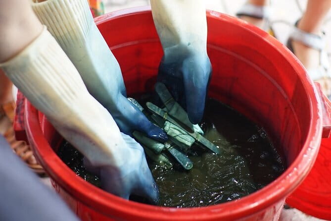 Indigo dyeing workshop - Getting There in Hoi An Without Stress