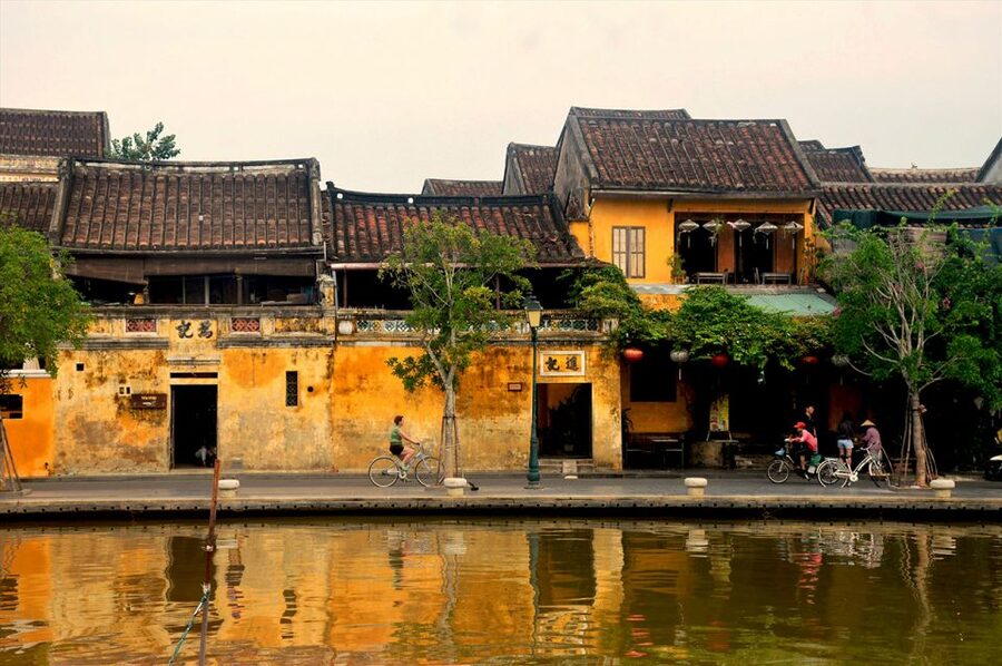 Luxury Half-Day Tour of Hoi An Ancient Town - Meeting at your hotel and using the bicycle smartly