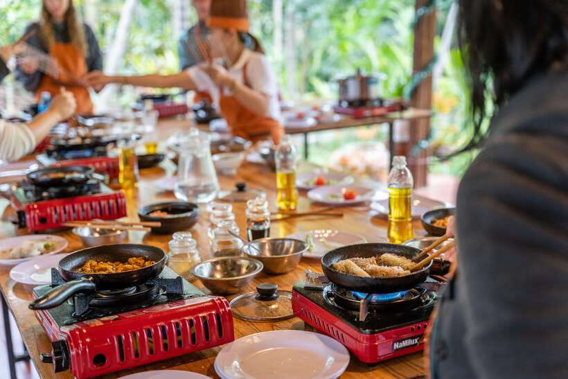 Mad Monkey Hoi An Cooking Class & Bamboo Boats - The Hands-On Cooking Class: Up to Five Dishes with Chef Guidance