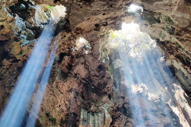 Marble mountain, Am Phu cave and Monkey mountains group tour - Pickup, Timing, and Getting From Stop to Stop Without Headaches